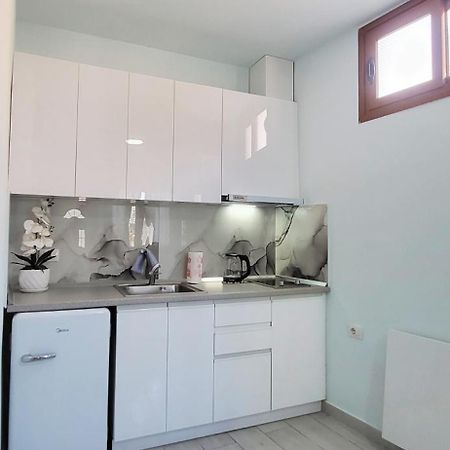 Sunny Guest House Vlore Exterior photo
