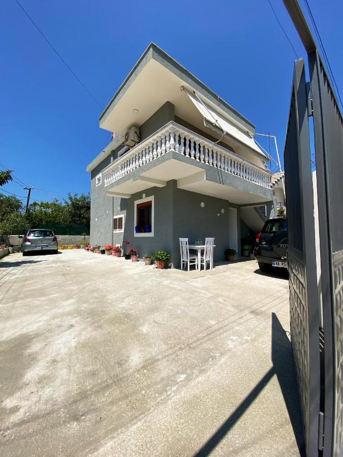 Sunny Guest House Vlore Exterior photo