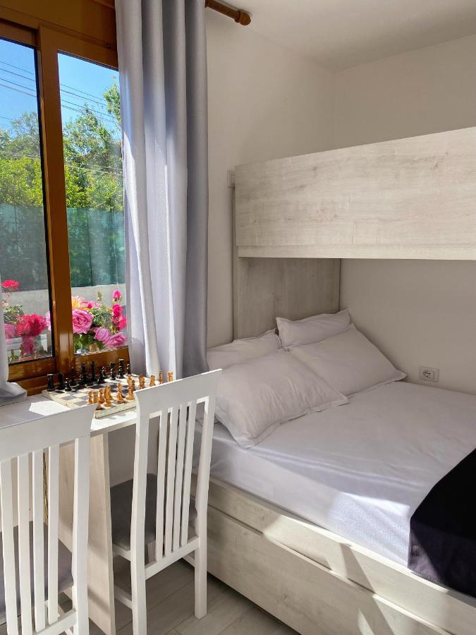 Sunny Guest House Vlore Exterior photo